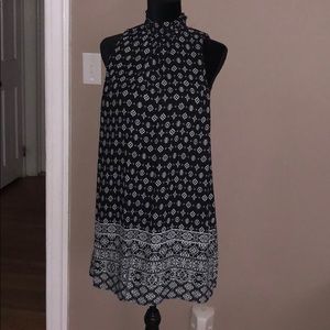 Speechless black & White flowy dress